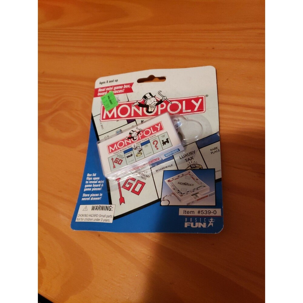 MONOPOLY Keychain Basic Fun 535-0 Real Mini Game Box, Board & Pieces NEW 2014
